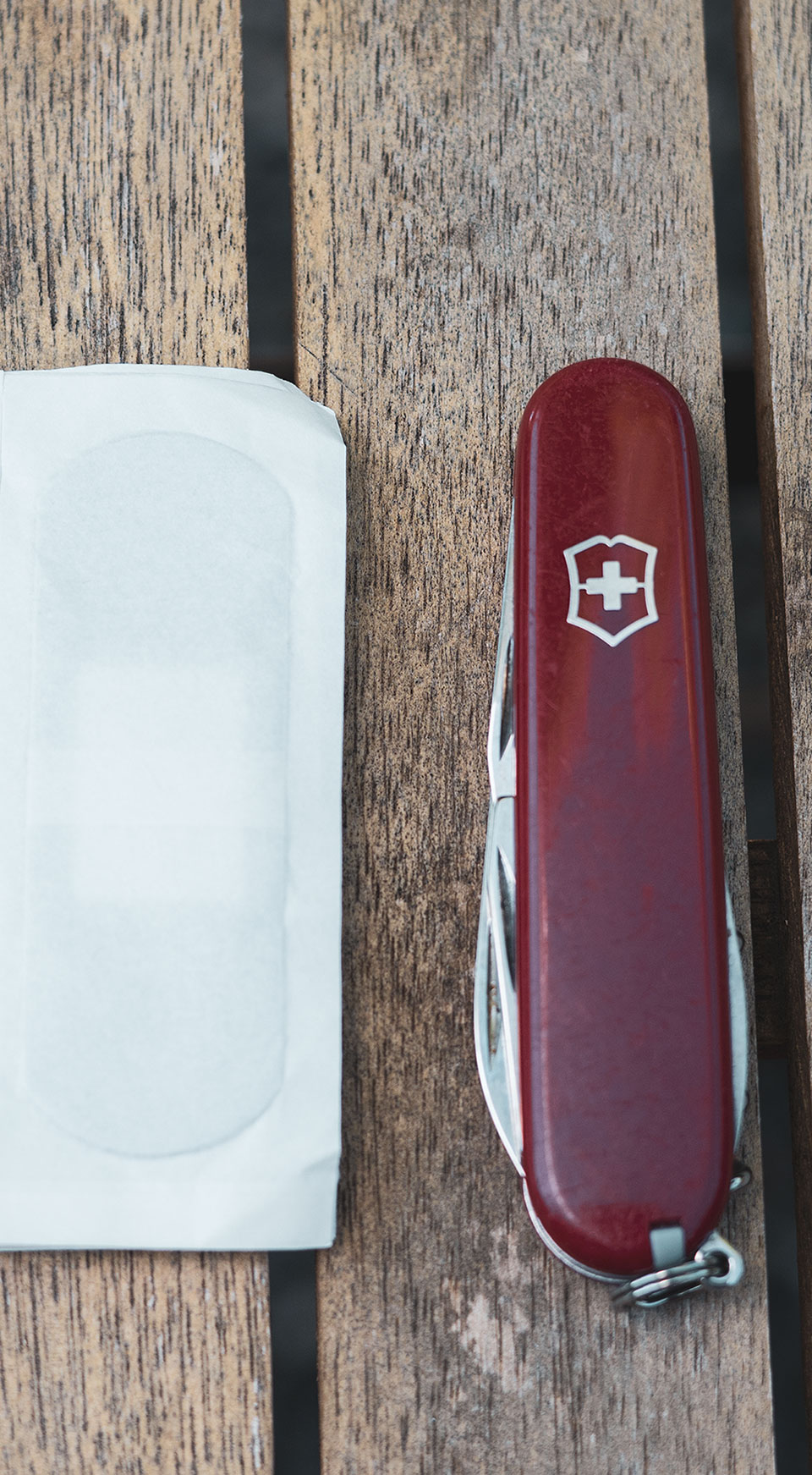 Sackmesser und Pflaster